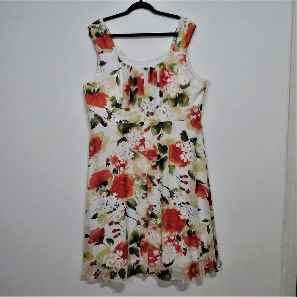 North Style Rose Garden Chiffon Dress - Picture 4 of 6